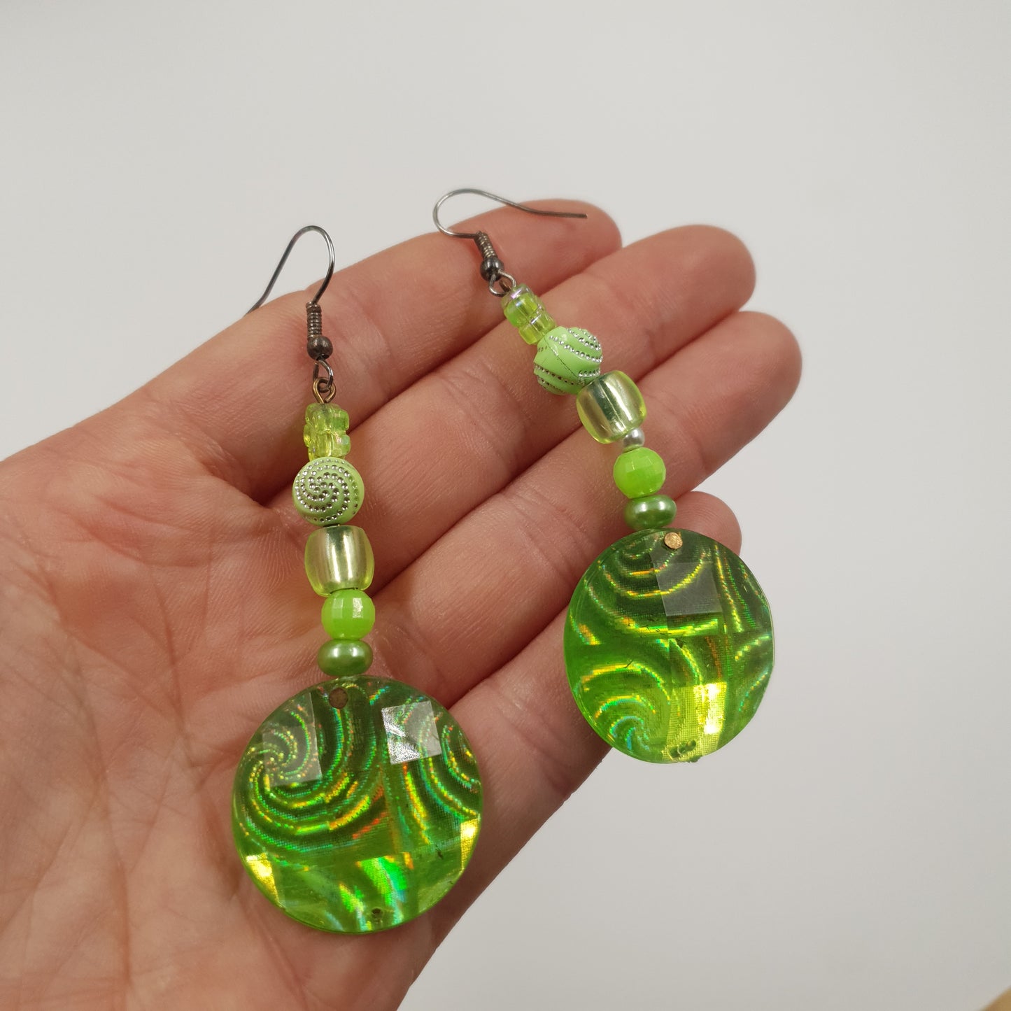 Trippy Green drop down earrings