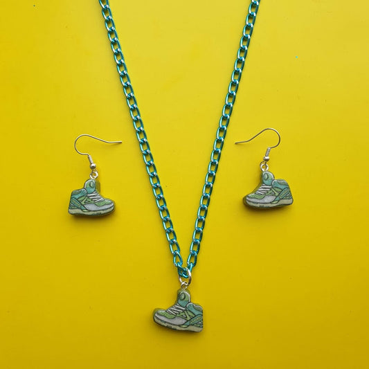 Mandidextrous Necklace and Earrings