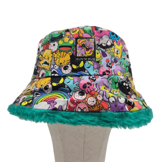 Reversible trippy cartoon bucket hat - short teal fur