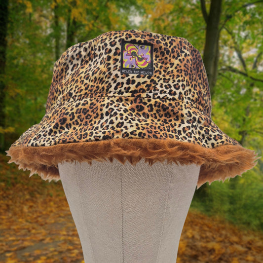 Reversible leopard print bucket hat - brown fur